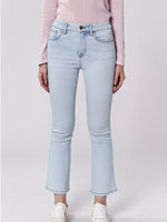 Jeanne Light Wash Jean