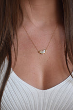 Mother of Pearl Wanning Necklace