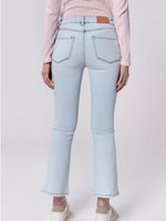 Jeanne Light Wash Jean