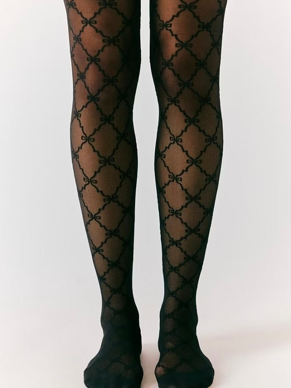 Ribbon Chain Tight in Cream