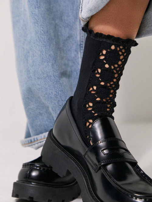 Rubies Crochet Socks in Black