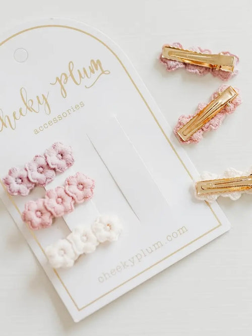 Luxa Little Pink Ombre Flower Embroidered Clips