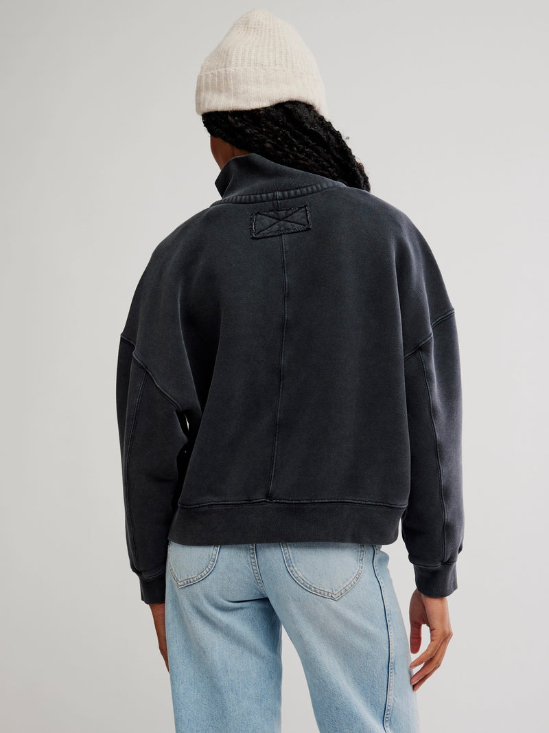 Timeless Pullover - Black