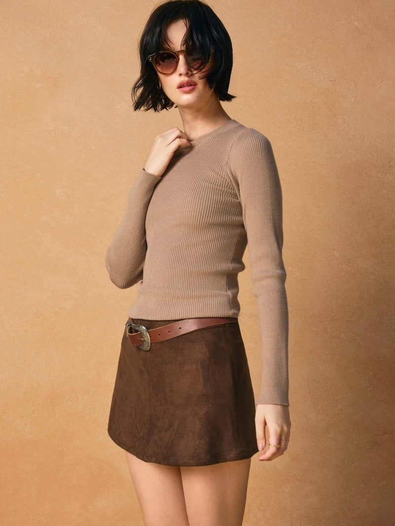 Crew Neck Off The Coast Sweater in Mocha