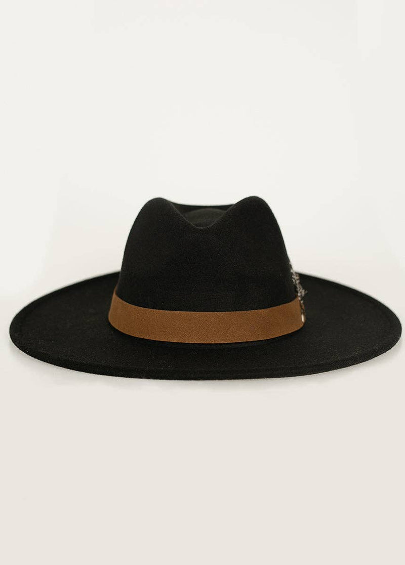 Wynonna Hat in Black